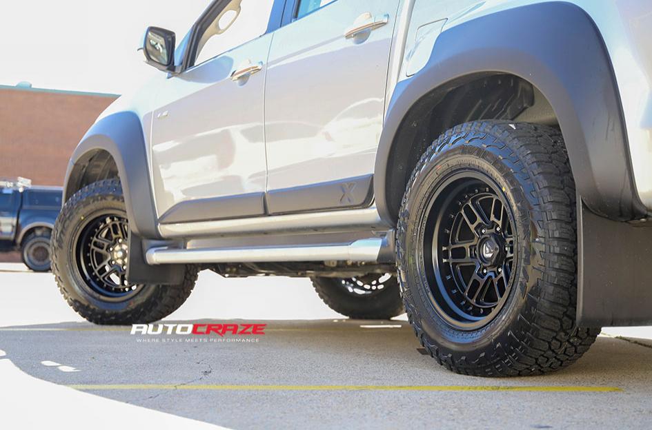 ISUZU DMAX ENDURO MATTE BLACK